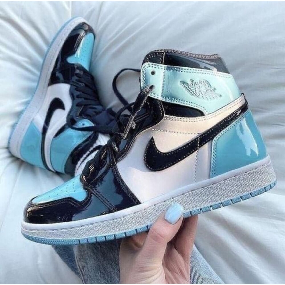 Nike Air Jordan Parlak